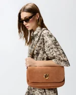 LOVE BAG CLICK SOFT HORIZONTAL HANDLE CLASSIC PINKO - Image 6